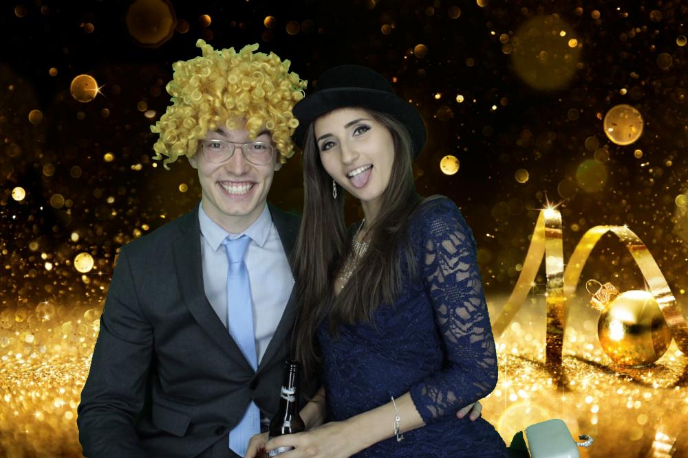 Natalie & Marc | View more photos from the event at gallery.myphotoboothexperience.co.uk/u/MyPhotoBoothExperienceLtd/Natalie-Marc